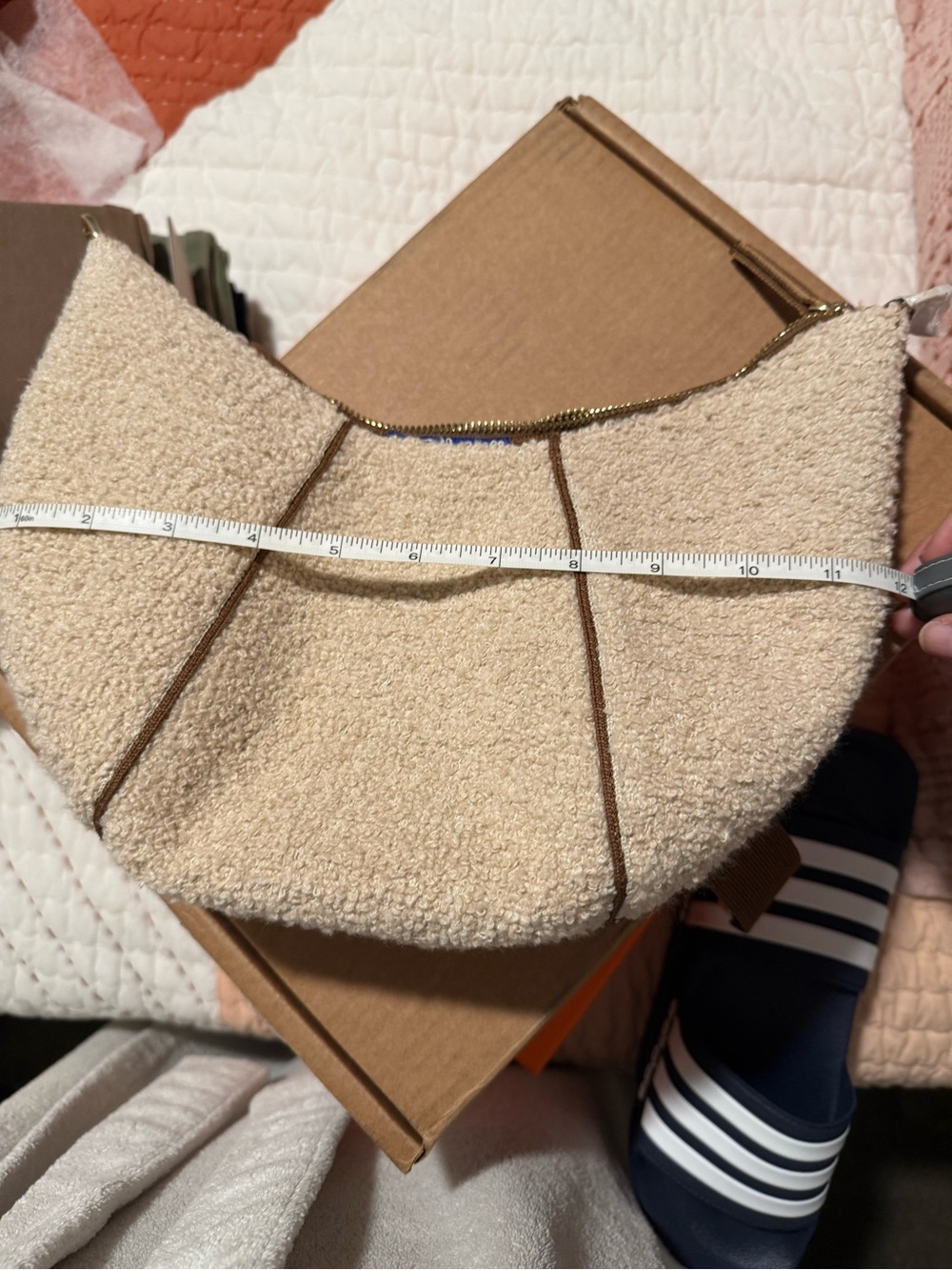 NWT Rothy's Cream Boucle Crescent Shoulder Bag with Brown Trim and Strap - Picture 4 of 5
